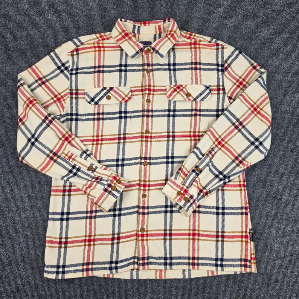 Patagonia Fjord Flannel Shirt Men's L Plaid Cream Long Sleeve Button Up Cotton